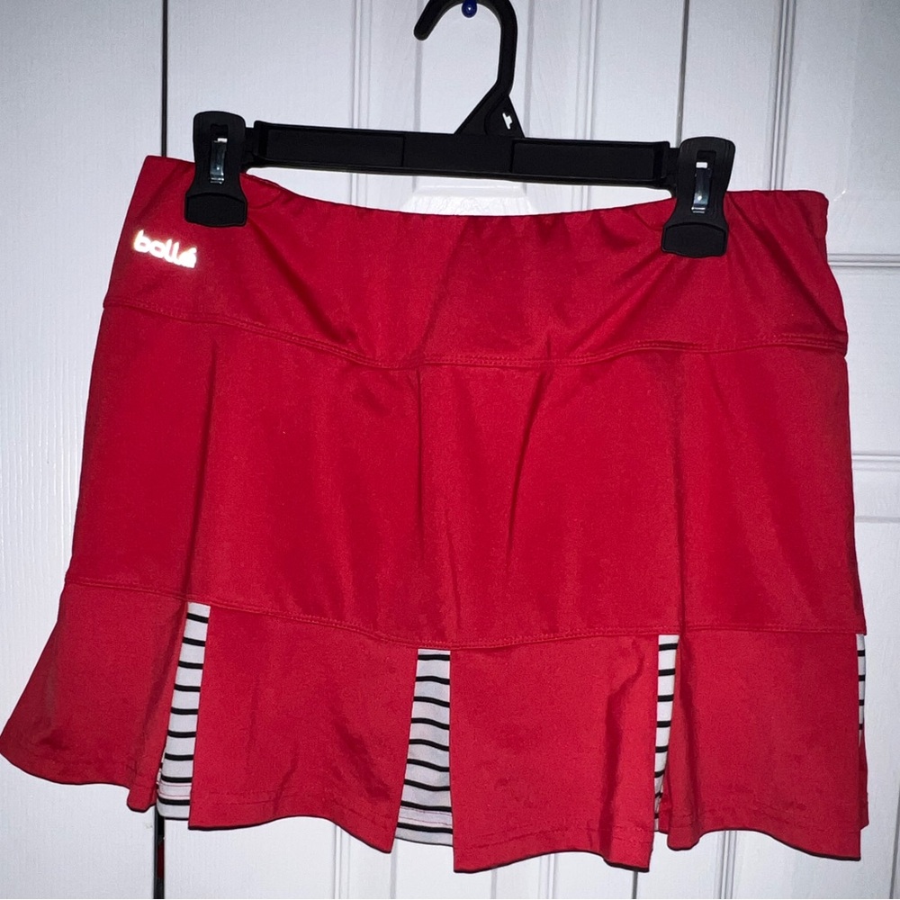 Bollé Sports short skirt women’s color red size L